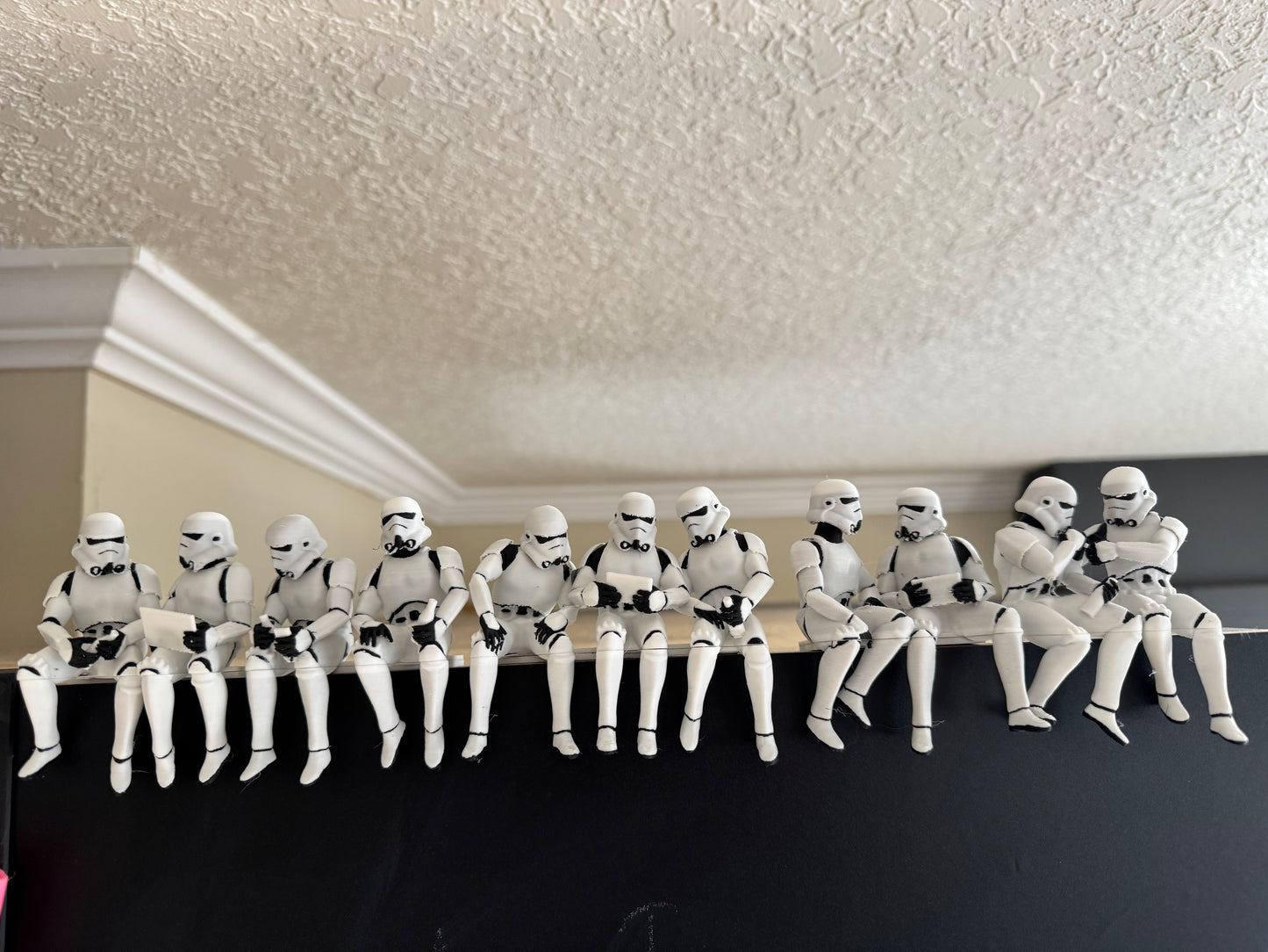 Stormtrooper Lunch Break – Iconic Tribute 3D Print Model Diorama with LED Lights