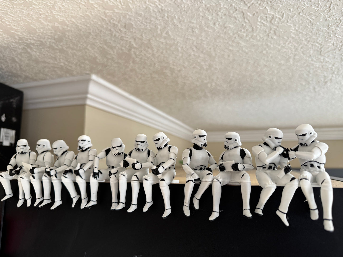 Stormtrooper Lunch Break – Iconic Tribute 3D Print Model Diorama with LED Lights