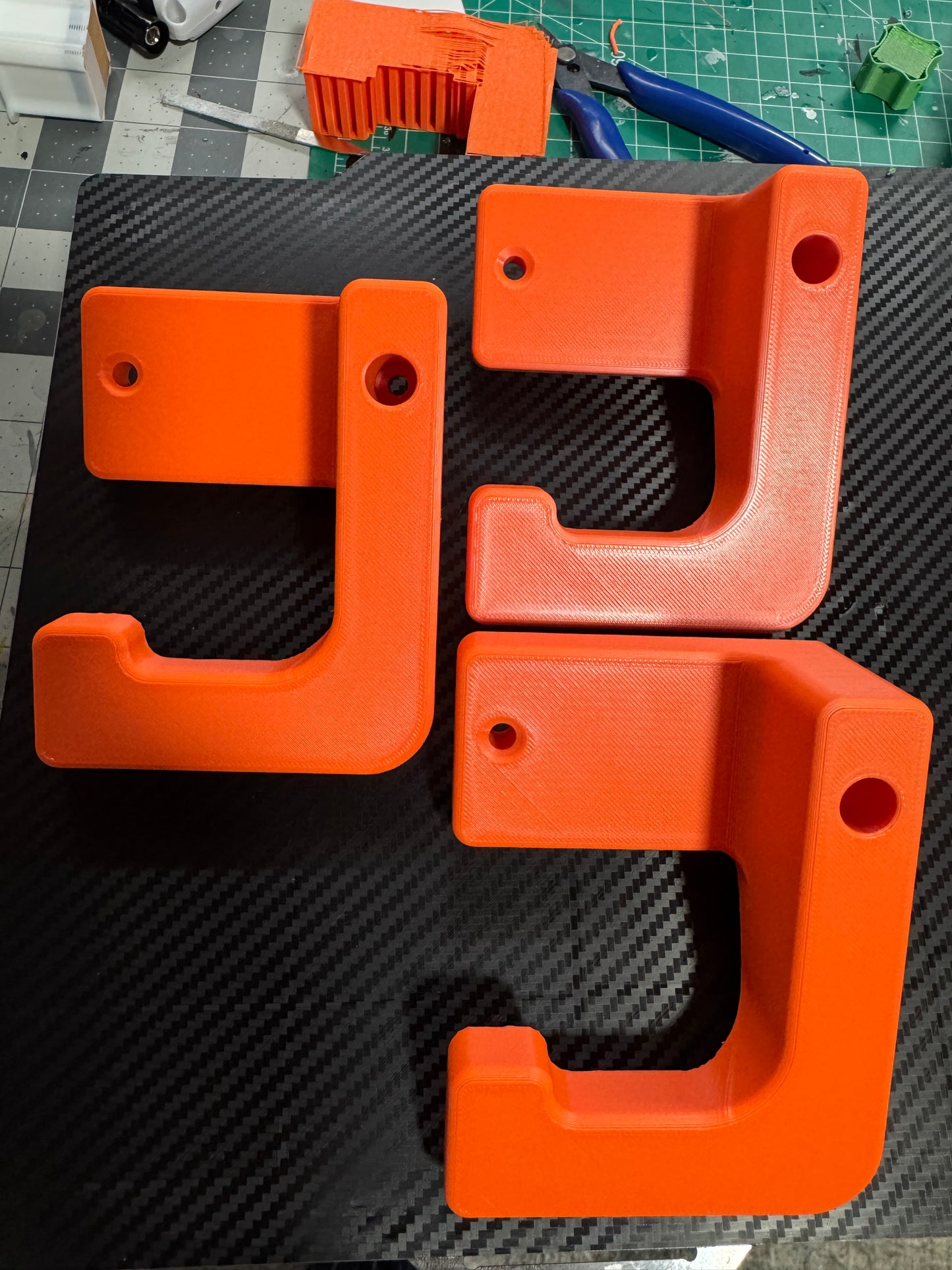 Custom Made Chainsaw Wall Holder Bundle 6 Pack